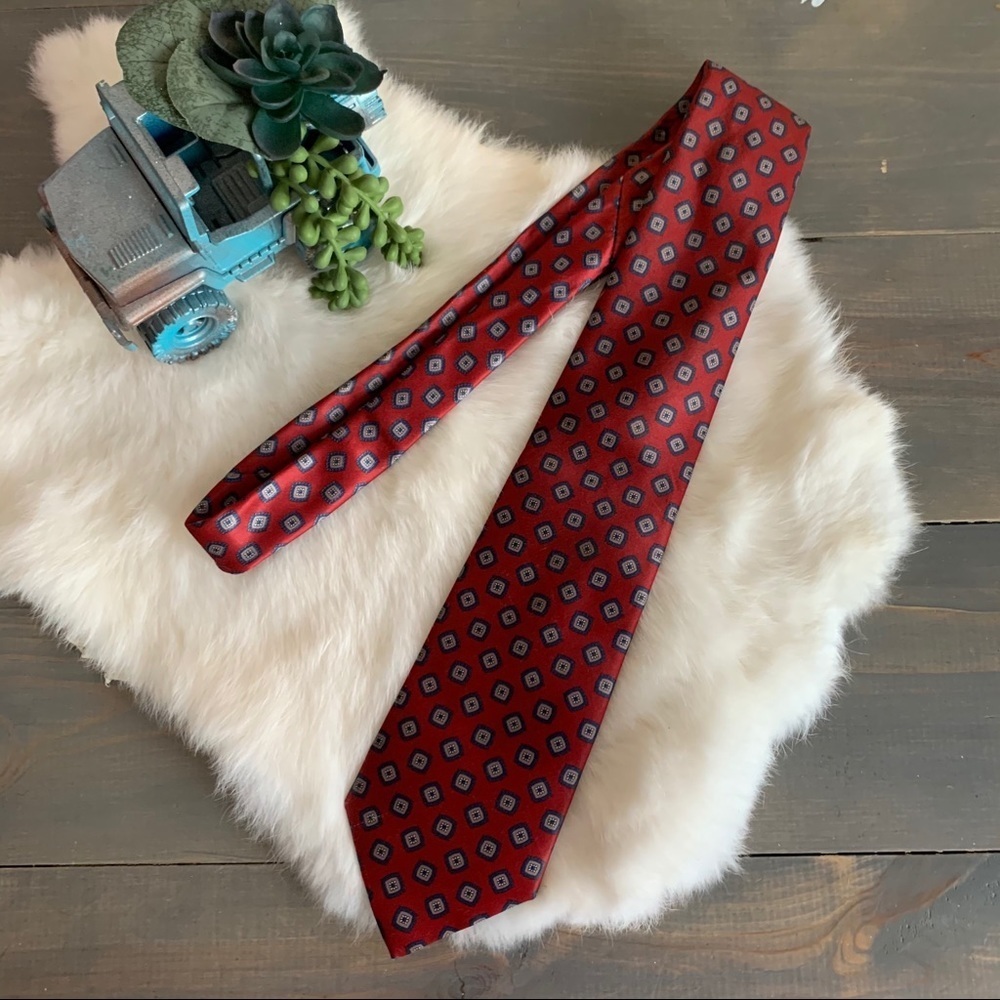 Vintage Norseman Multicolored Patterned Necktie